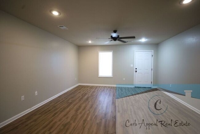 Photo - Luxury 2 bed, 1 bath duplex - recent construction!! Washer, dryer and internet, cable and utiliti...