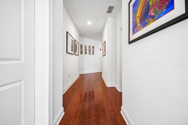 Photo - 22 Ave at Port Imperial Unit 302