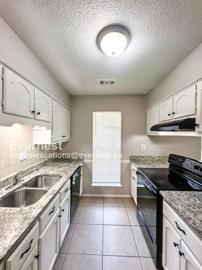 Photo - 3455 Lynnfield Cove