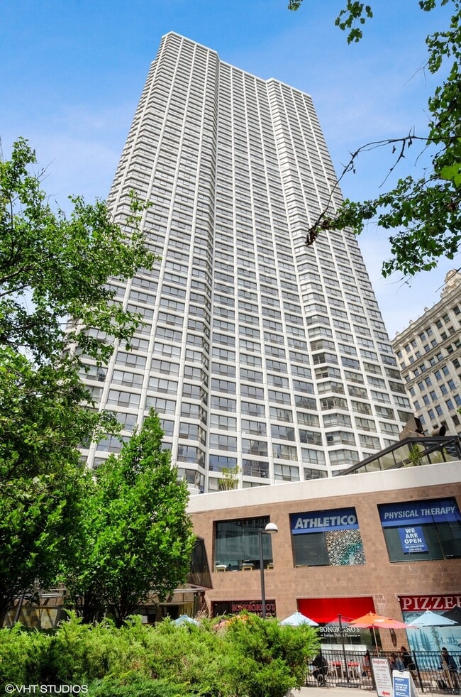 Building Photo - 405 N Wabash Ave Unit 1710 Rental