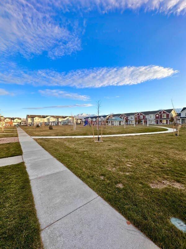 Photo - 44 N Voyager Ln