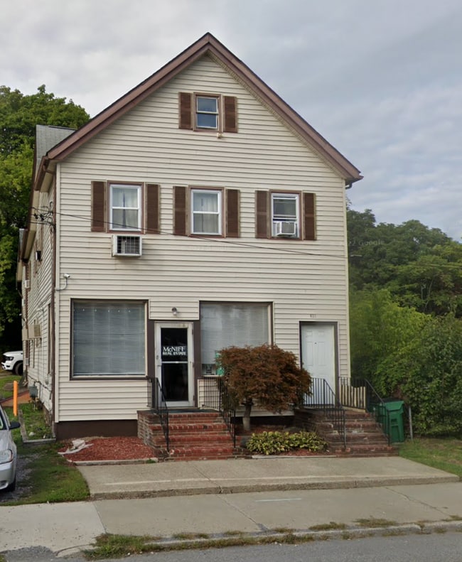 Photo - 823 Main St Unit 2F