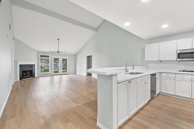 Building Photo - 1511 Leadenhall Cir