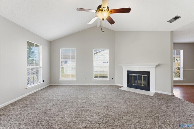 Photo - 2504 Reabok Cir SW