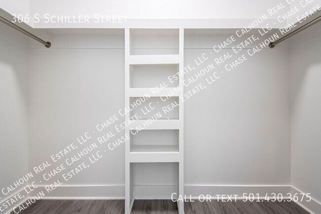 Photo - 306 S Schiller St