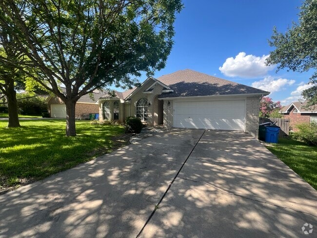 Building Photo - 200 Mountain View Dr Rental