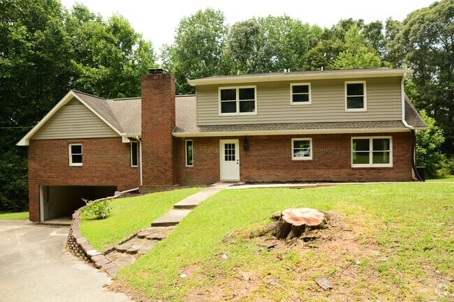 Building Photo - 3 Bed, 2 Bath Home in Flowery Branch, GA