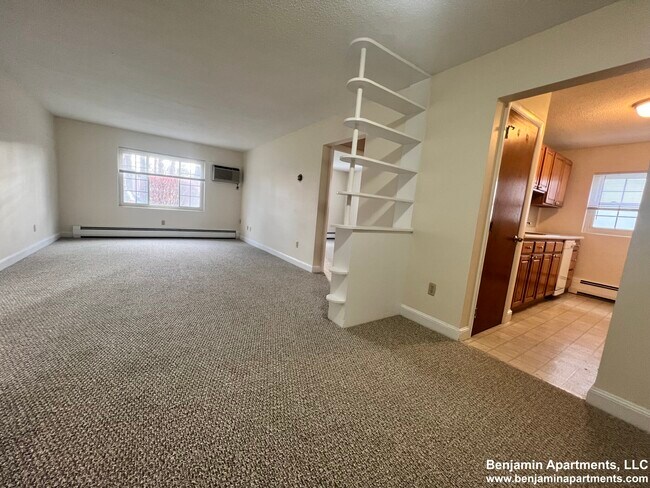 Building Photo - 1 Brattle Dr Unit 6