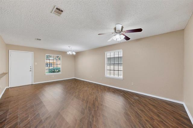 Photo - 912 N Nursery Rd