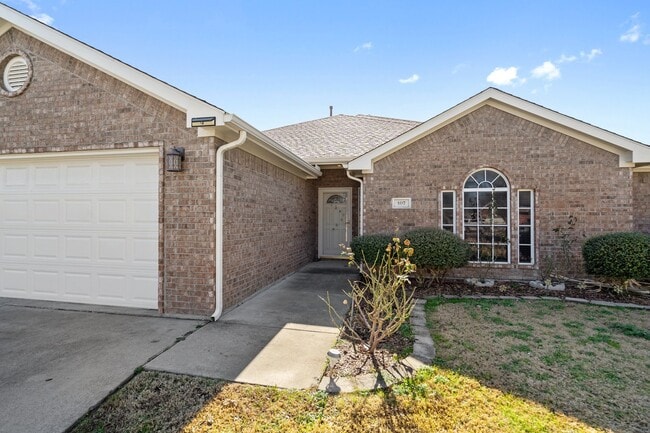 107 Loda Ct