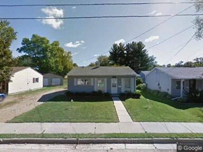 Building Photo - 3 bedroom, 1 Bath