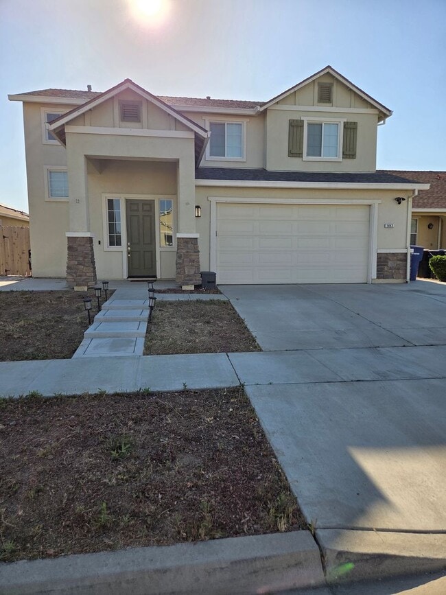 Photo - Beautiful 4 Bedroom Home