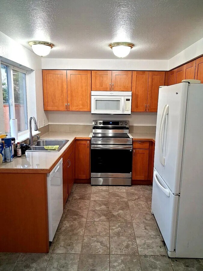 Photo - 10425 Holly Dr
