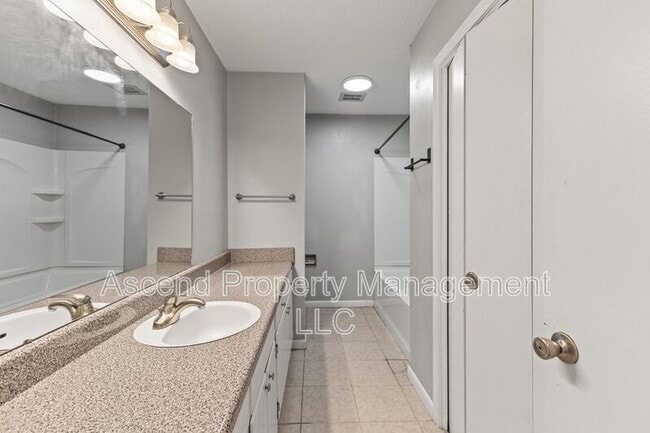 Photo - 1803 Bailey Ave Unit B