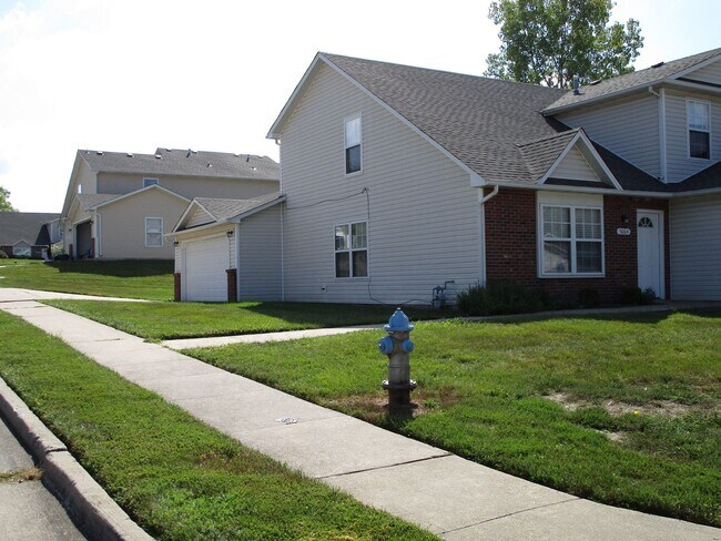 Photo - 5004-5006 Carrie Ridge Dr. Unit 5004 Carrie Ridge Dr.