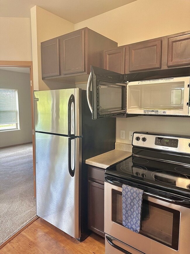 Photo - Fairway Glen