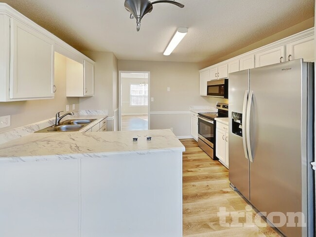 Photo - 3411 Bradfield Dr