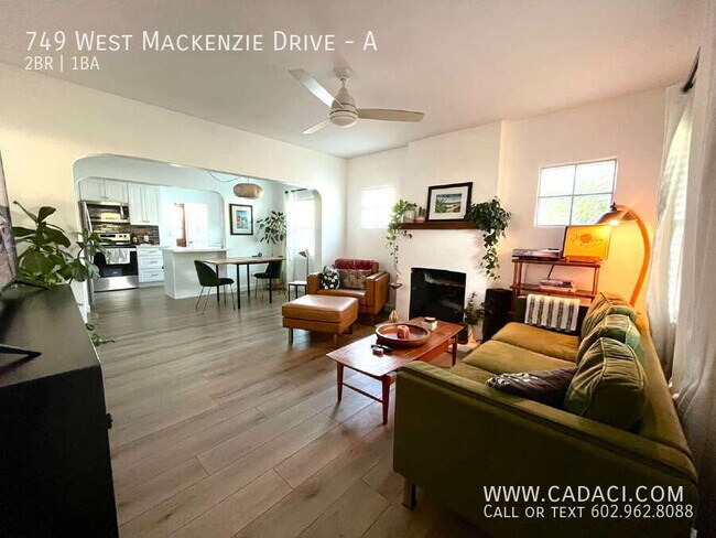 Photo - 749 W MacKenzie Dr