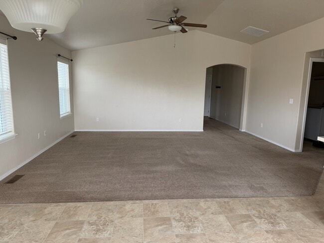 Photo - 108 NE Malad Ct