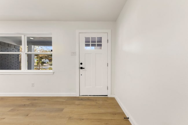 Photo - 608 Blueberry Blvd