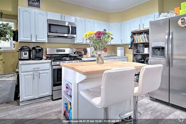 Building Photo - 53 Wales Ave Unit 1 Rental