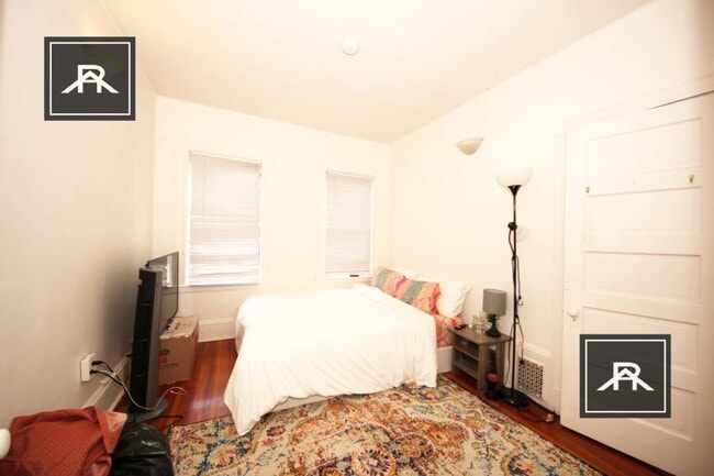 Photo - 4 bedroom in Watertown MA 02472