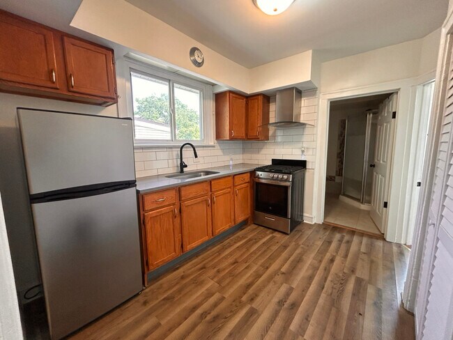 Photo - 4003 Madison Ave Unit 2