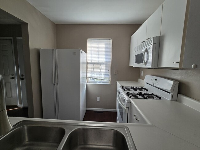 Photo - 5690 Kilbury Ln Unit 120