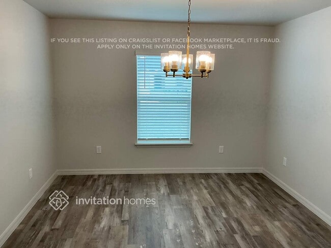 Photo - 52 Kankakee Trail