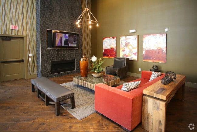 Clubhouse - The Watson