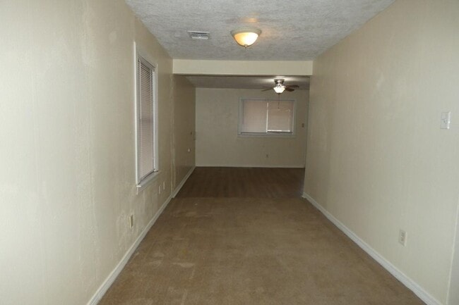 Photo - 2211 NW Crosby Ave