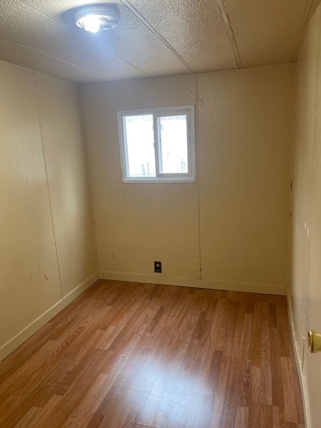 Photo - Singlewide trailer