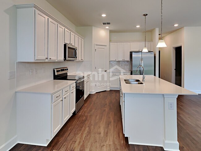 Photo - 1048 Walden Pond Dr