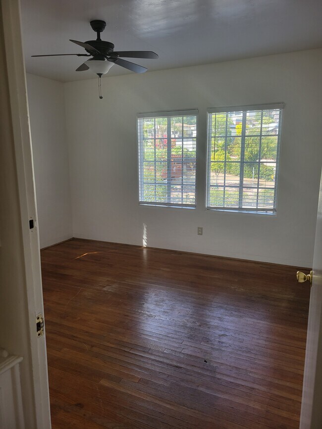 Bedroom 2 - 5901 Vale Way