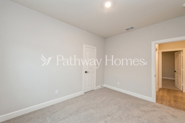 Photo - 624 Brookside Dr House