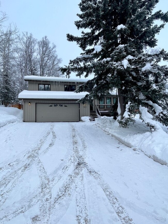 Photo - 3 bed/2.75 bath House Eagle River