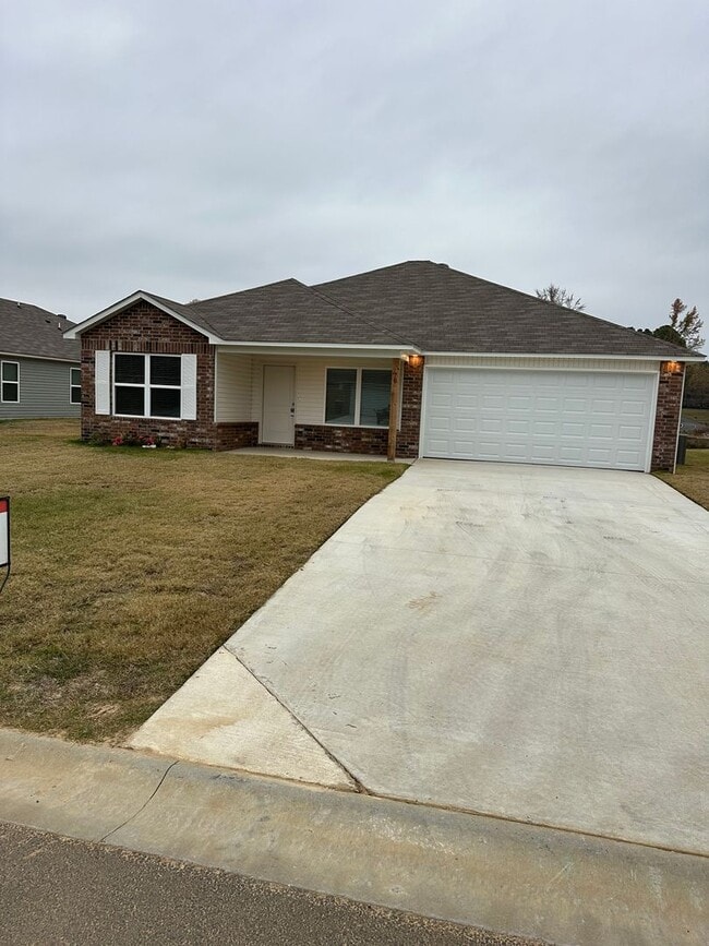 Photo - Coming Soon: 4-Bed, 2-Bath Home in Cabot – Pre-Leasing Now