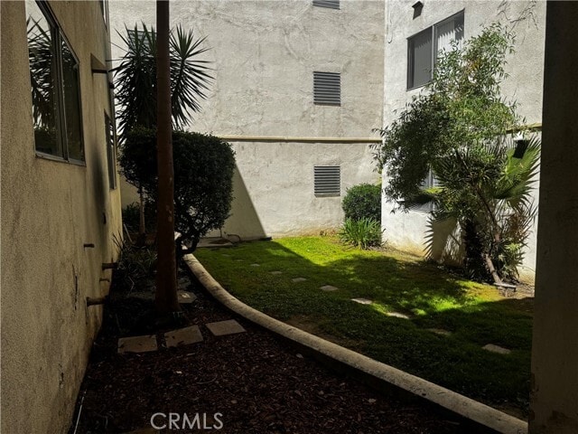 Photo - 475 E Cypress Ave Unidad 108
