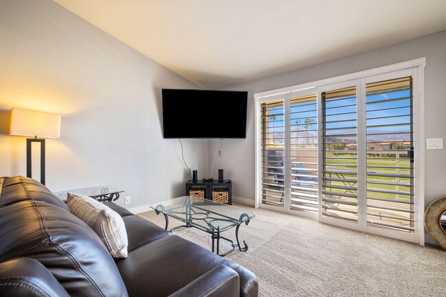 Photo - 78151 Indigo Dr