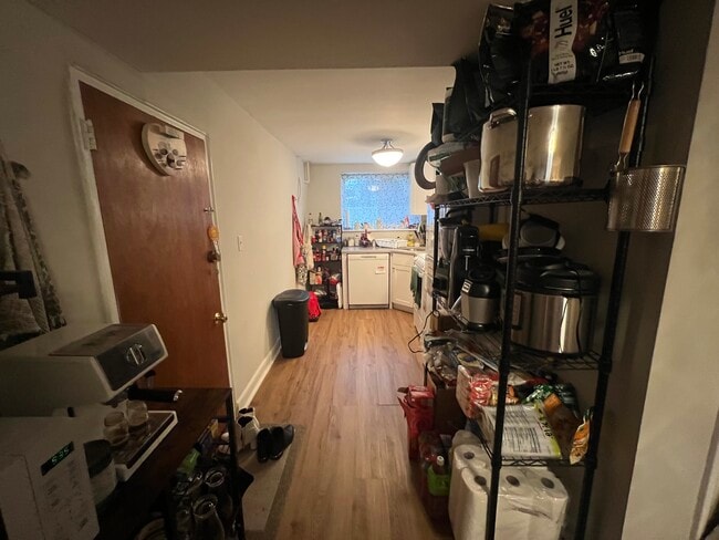 Photo - 63 Selkirk Rd Unit 1