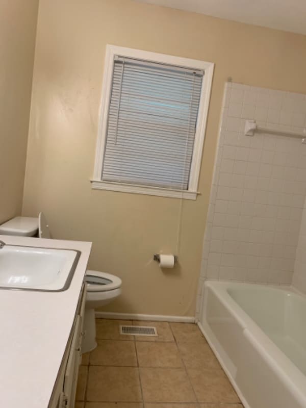 Photo - 209 Polaris St