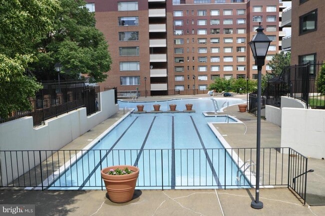 Photo - 1011 Arlington Blvd Apartment Unit 440
