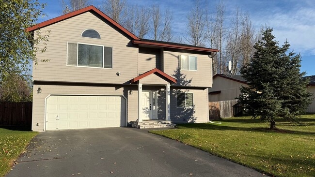Building Photo - Lovely 3 Bed/2.5 Bath House in East Anchor...