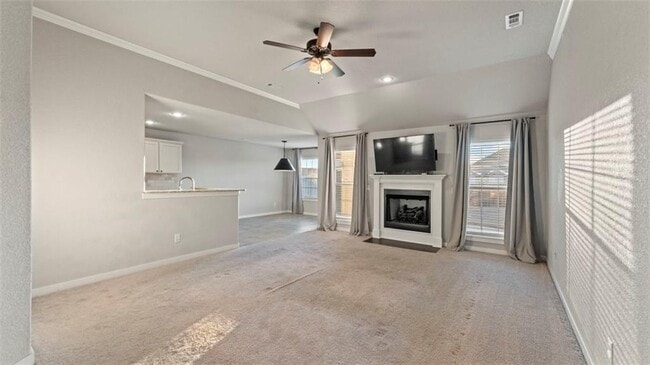 Photo - 3960 Deerhurst St