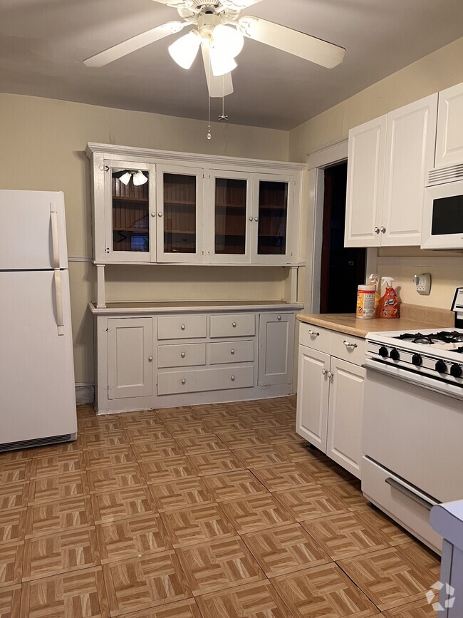 Building Photo - 79 Foster Ave Unit 1 Rental