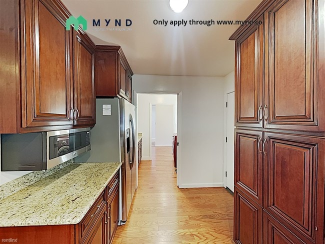 Photo - 4 br, 2 bath House - 867 College Ave