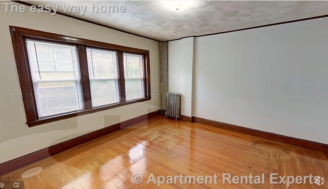 Building Photo - 163 Summer St Unit #7 Rental