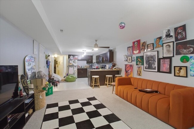 Photo - 4423 S Prairie Ave Unit GARDEN