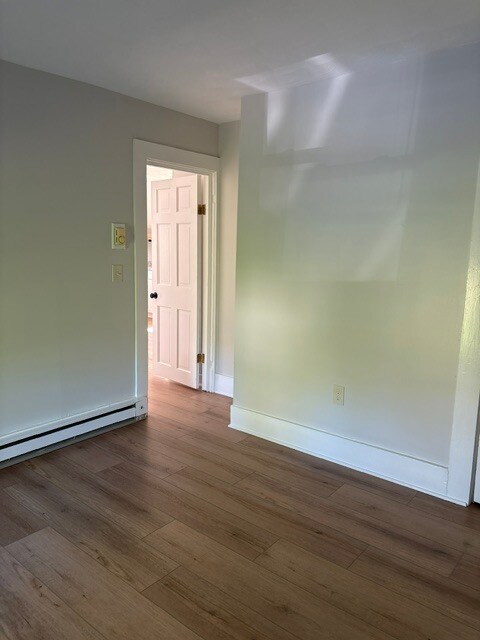Photo - 77 Mill St