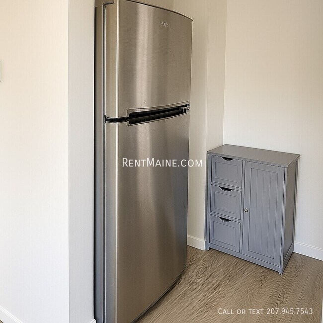 Photo - 109 Main Rd N Unidad B